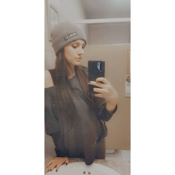 Meet your Posher, Amanda - Picture 1 of 1